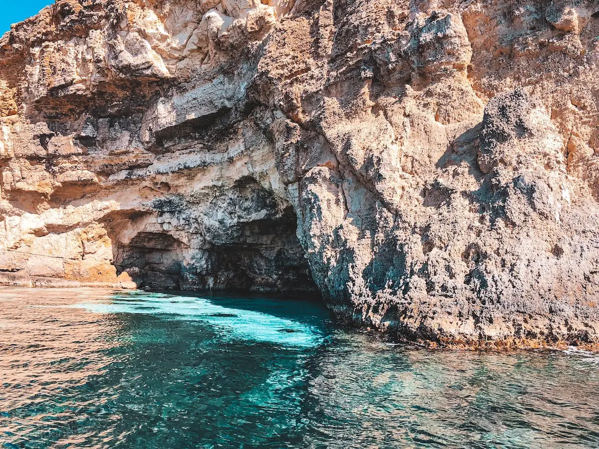 Die schönsten Strände auf Malta: Comino blue lagoon, Malta Strände, Blaue Lagune Malta, Comino Cave Höhlen