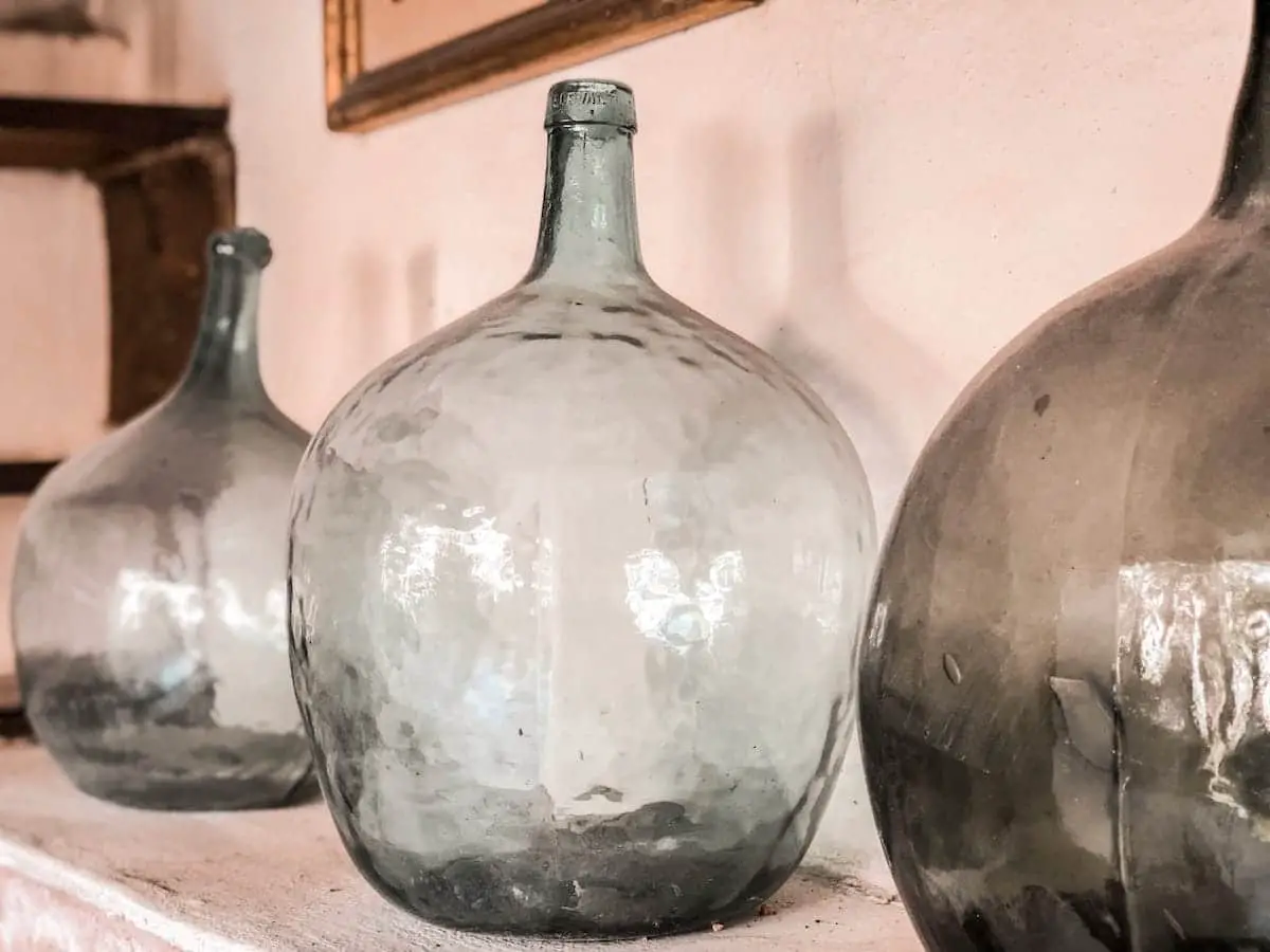 Vase in den Arabische Bädern von Palma
