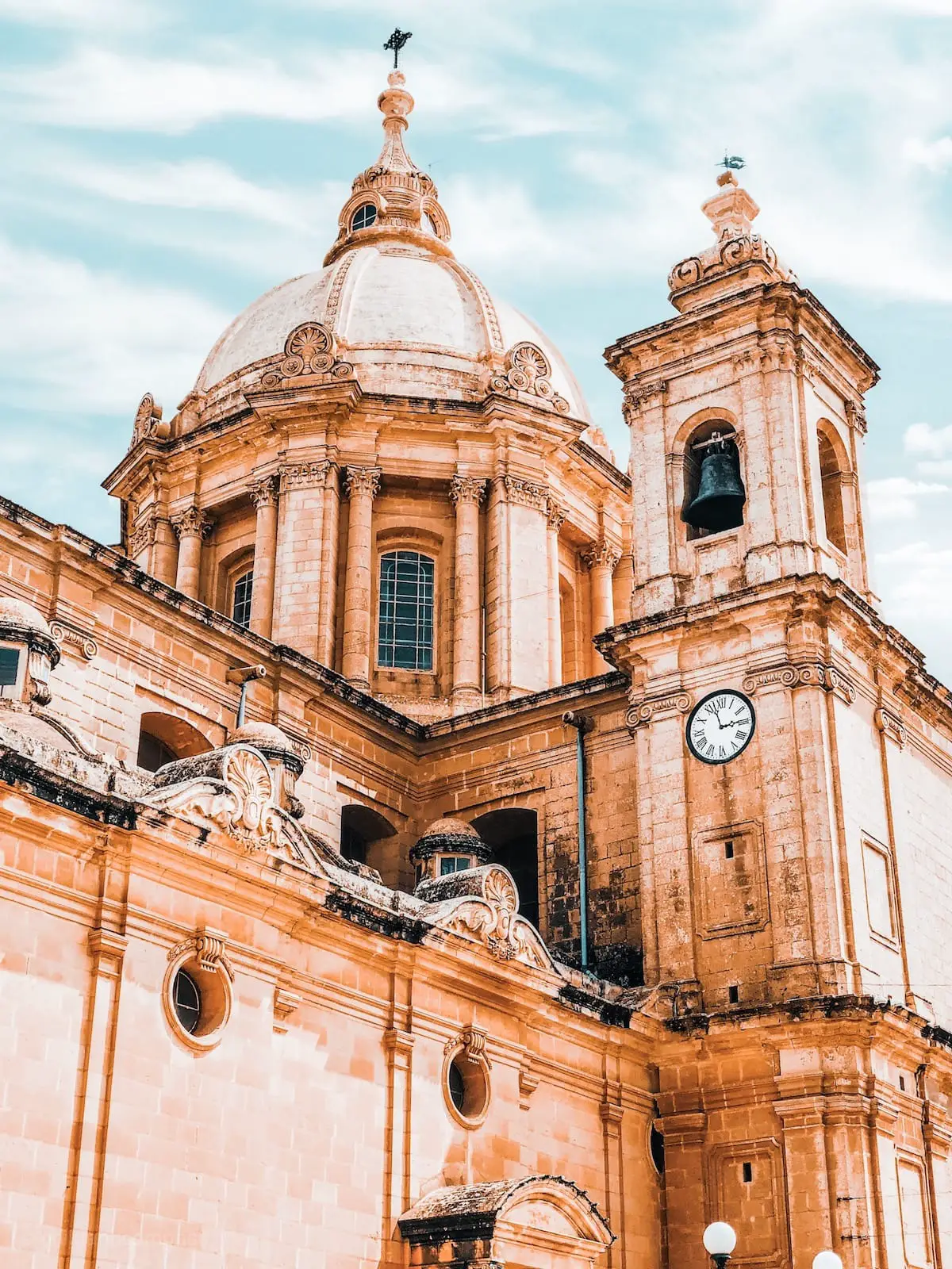 Sehenswürdigkeiten auf Gozo, Gozo Reisetipps, Malta Urlaub Rundreise, Tipps für Gozo, Kirche in Nadur