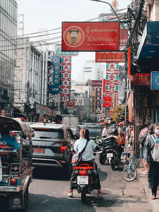 Straße in Chinatown Bangkok